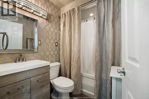 9692 Manitou Crescent, Windsor, ON 