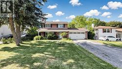 126 SHERWOOD FOREST DRIVE Markham, ON L3P 1R1