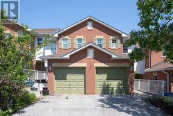 697 LIMPERT TERRACE  Newmarket, ON L3Y 8R2