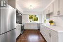 50 Oak Avenue, Hamilton, ON  - Indoor Photo Showing Kitchen 