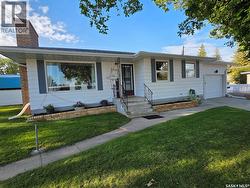 303 13th AVENUE NE Swift Current, SK S9H 2V9