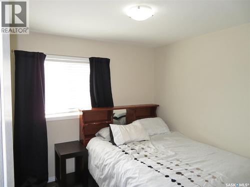 1214 Rempel Crescent, Saskatoon, SK - Indoor Photo Showing Bedroom