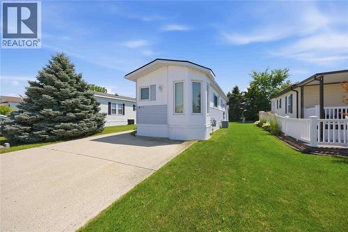 5700 Blackwell Sideroad Unit# 251  Sarnia, ON N7W 1B7