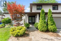 147 HYDE PARK ROAD  Amherstburg, ON N9V 3R3