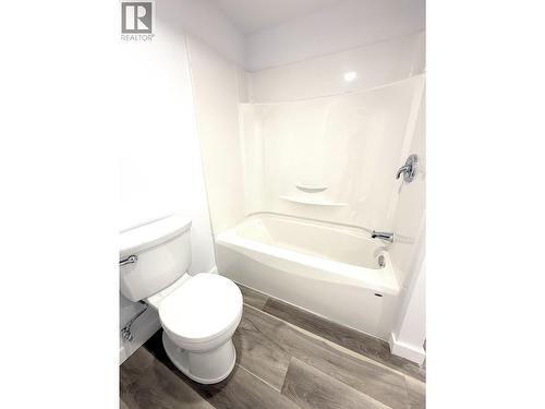 1012 E 10Th Avenue, Prince Rupert, BC - Indoor Photo Showing Bathroom