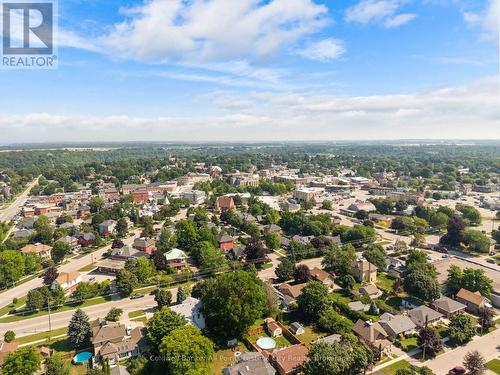 47 Elgin Avenue W, Goderich (Goderich (Town)), ON 