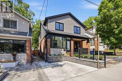 6 FIRSTBROOKE ROAD  Toronto, ON M4E 2L1
