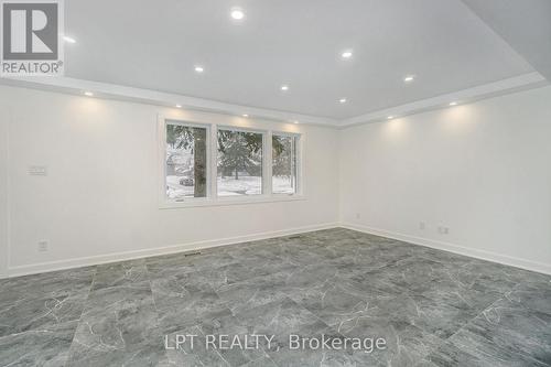 2112 Alta Vista Drive, Ottawa, ON 