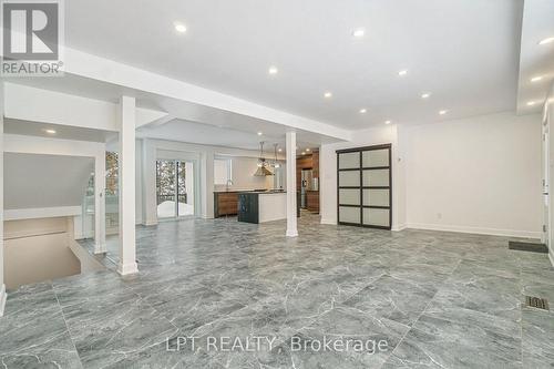 2112 Alta Vista Drive, Ottawa, ON 