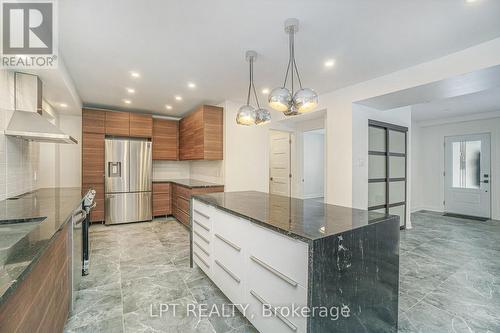 2112 Alta Vista Drive, Ottawa, ON 
