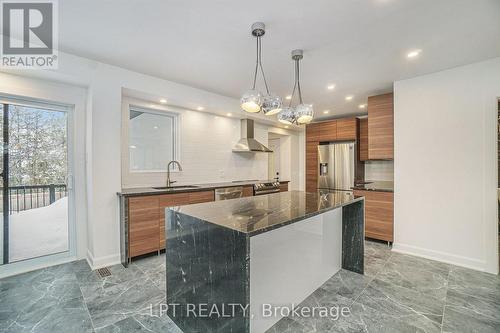 2112 Alta Vista Drive, Ottawa, ON 