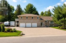 4560 Chenier  Greater Sudbury, ON P3P 1X5