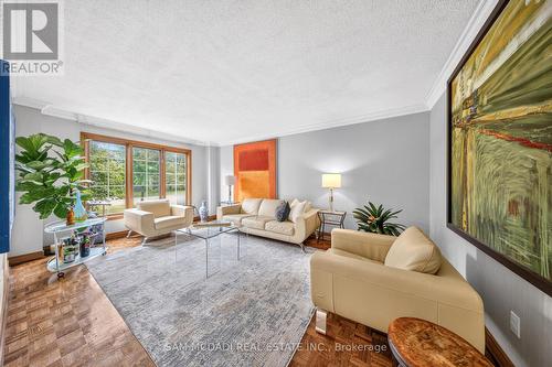 5109 Elderview Court, Mississauga, ON - Indoor Photo Showing Living Room