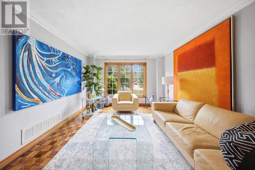 5109 Elderview Court, Mississauga, ON - Indoor Photo Showing Living Room