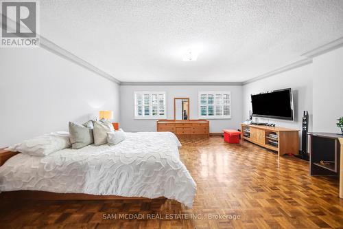 5109 Elderview Court, Mississauga, ON - Indoor Photo Showing Bedroom