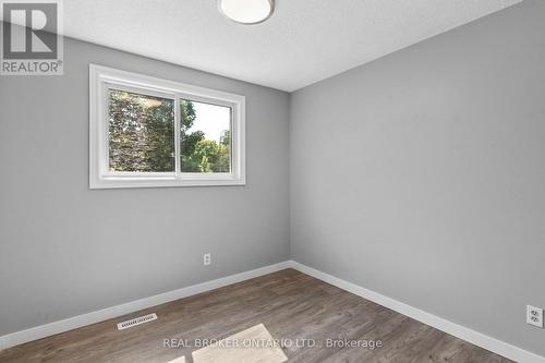 74 Helene Crescent, Waterloo, ON 