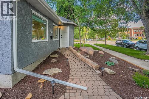 837 5Th Street E, Saskatoon, SK 