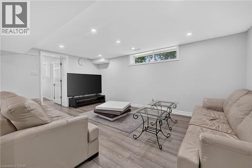 129 Aldercrest Avenue, Hamilton, ON 