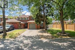 2755 LINDHOLM CRESCENT  Mississauga, ON L5M 4S1