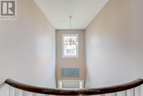 2755 Lindholm Crescent, Mississauga, ON 