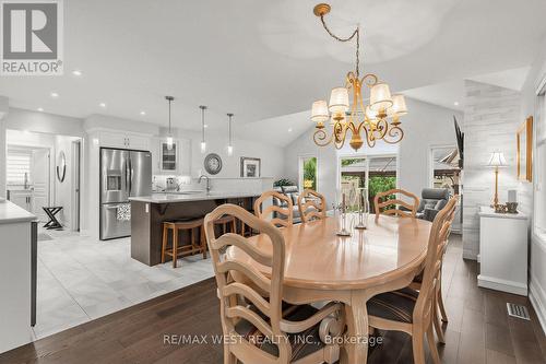 113 Dory Row - Dining Room + Kitchen - 113 Dory Row, Blue Mountains, ON - Indoor Photo Showing Dining Room