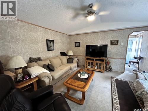 619 1St Avenue E, Choiceland, SK 