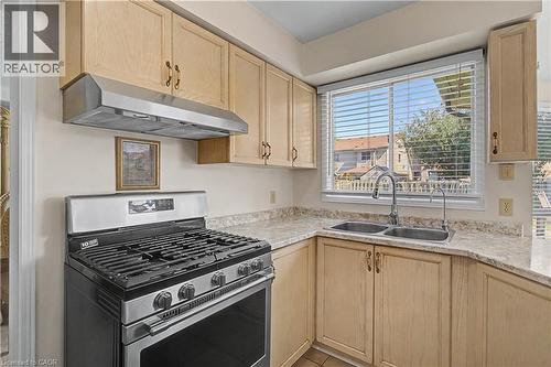 194 Glenvalley Drive, Cambridge, ON - Indoor Photo Showing Kitchen With Double Sink