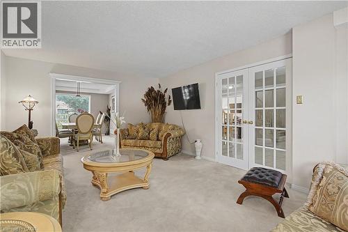 194 Glenvalley Drive, Cambridge, ON - Indoor Photo Showing Living Room