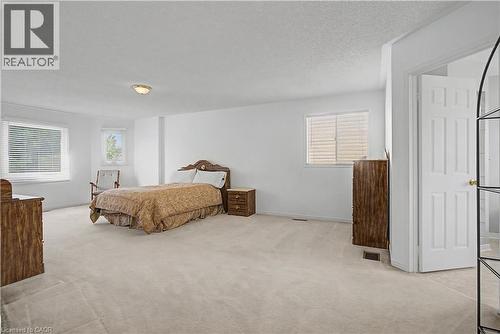 194 Glenvalley Drive, Cambridge, ON - Indoor Photo Showing Bedroom