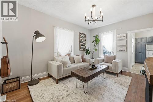 23 East 21St Street, Hamilton, ON 