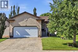 418 Bayfield CRESCENT  Saskatoon, SK S7V 1E6
