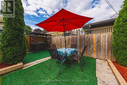 2345 Gibbon Street, Burlington, ON - Outdoor