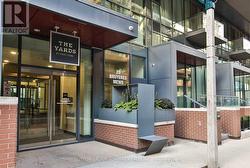 217 - 20 BRUYERES MEWS Toronto, ON M5V 0G8