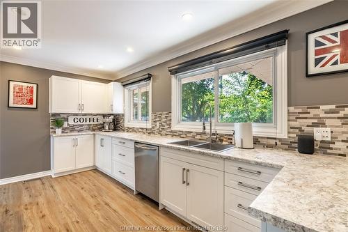 71 Mcfarlane Avenue, Chatham, ON - Indoor Photo Showing Kitchen With Double Sink