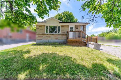 651 OLIVE AVENUE  Oshawa, ON L1H 2R9