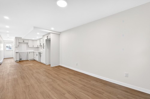 Overall view - 7895A Rue Bonnier, Montréal (Lasalle), QC - Indoor Photo Showing Other Room