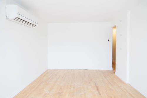 Living Room - 748 Av. Alepin, Montréal (Lasalle), QC - Indoor Photo Showing Other Room