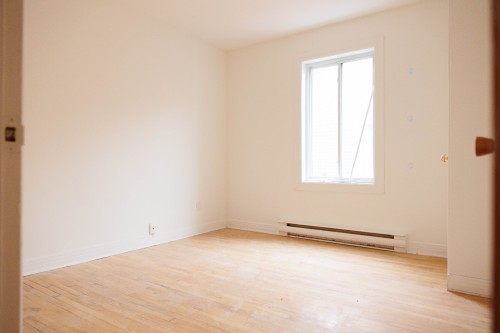Bedroom - 748 Av. Alepin, Montréal (Lasalle), QC - Indoor Photo Showing Other Room