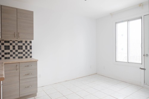 Kitchen - 748 Av. Alepin, Montréal (Lasalle), QC - Indoor Photo Showing Other Room