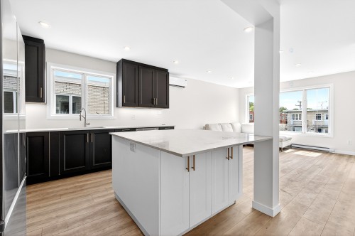 Kitchen - 7897 Rue Bonnier, Montréal (Lasalle), QC 