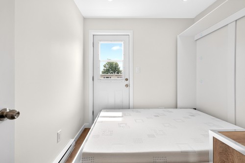 Bedroom - 7897 Rue Bonnier, Montréal (Lasalle), QC 
