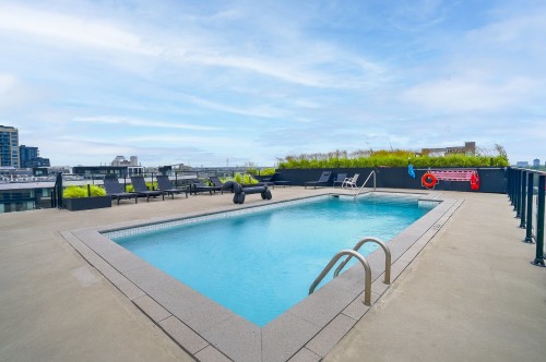 Piscine - 808-1616 Rue Des Bassins, Montréal (Le Sud-Ouest), QC - Outdoor With In Ground Pool With View