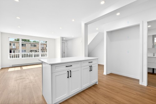 Kitchen - 7895 Rue Bonnier, Montréal (Lasalle), QC - Indoor