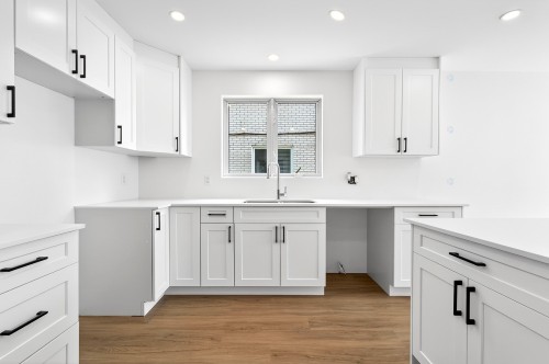 Kitchen - 7895 Rue Bonnier, Montréal (Lasalle), QC - Indoor Photo Showing Kitchen