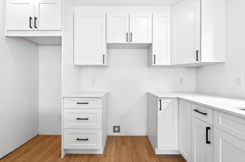 Kitchen - 7895 Rue Bonnier, Montréal (Lasalle), QC - Indoor