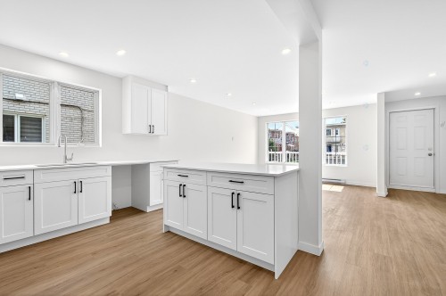 Kitchen - 7895 Rue Bonnier, Montréal (Lasalle), QC - Indoor