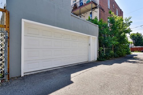 Garage - 1889 Rue Des Carrières, Montréal (Rosemont/La Petite-Patrie), QC - Outdoor With Exterior