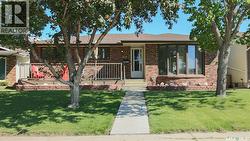 70 Hawkes AVENUE  Regina, SK S4X 1B4