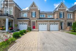 2437 MONTAGNE AVENUE Oakville, ON L6M 0J5