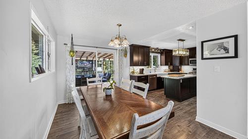 1386 Cypress Drive, Sparwood, BC - Indoor Photo Showing Dining Room